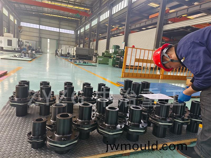 聯(lián)軸器廠家對(duì)設(shè)備的擠壓強(qiáng)度及(ji)補(bǔ)償能力